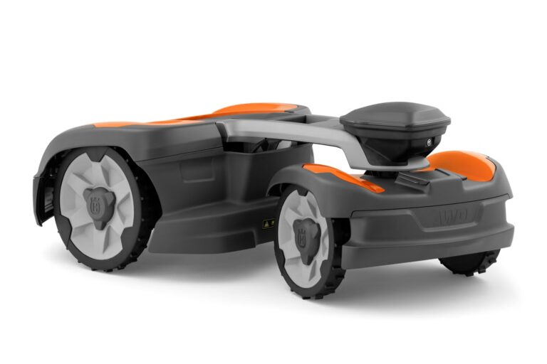 Husqvarna Automower 535 AWD EPOS® — Sofort lieferbar | Dancover