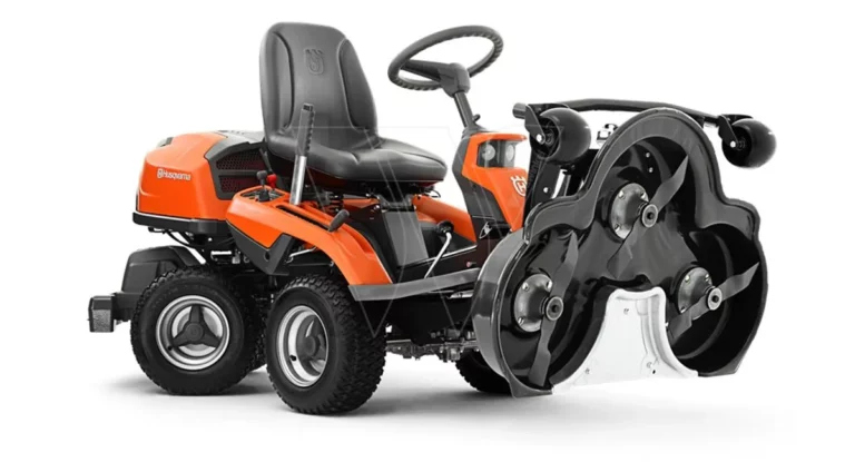 HUSQVARNA R 320X AWD