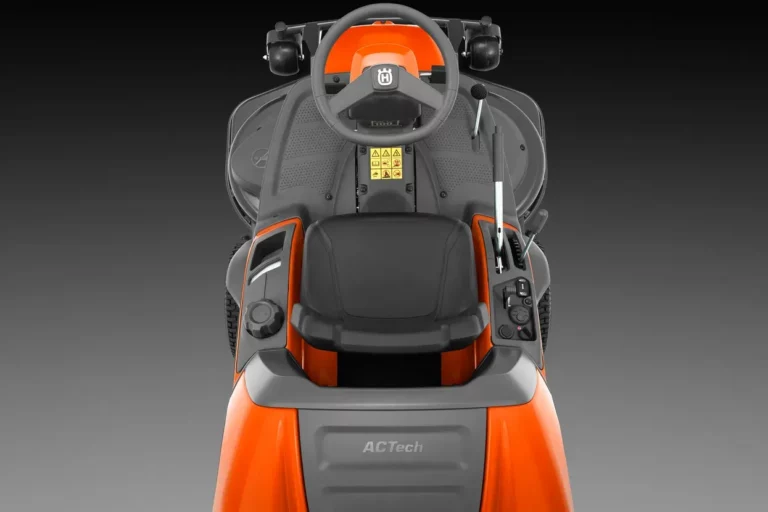 Husqvarna RC 320Ts AWD Rider Grasfangbox 300L Allrad | Dancover