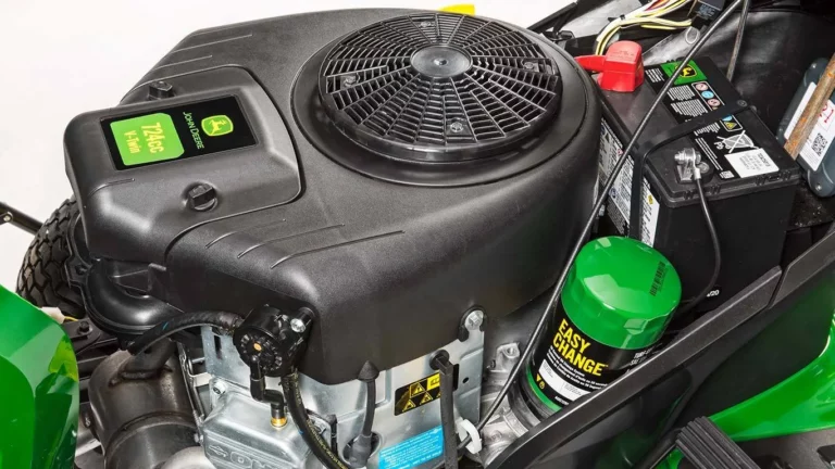 John Deere X167 Rasentraktor 122cm V-Twin 15kW Edge Deck | Dancover