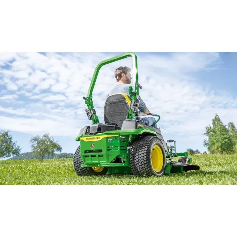 John Deere Z545R Zero-Turn 122cm B&S EFI 15,3kW 14,5km/h | Dancover