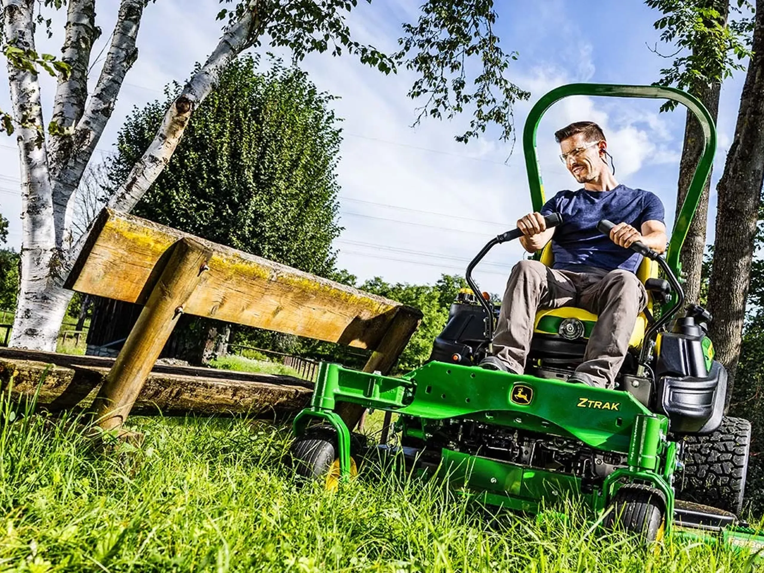 John Deere Z955R Profi Zero-Turn 137/152cm 25,6PS ZTrak | Dancover – Image 2