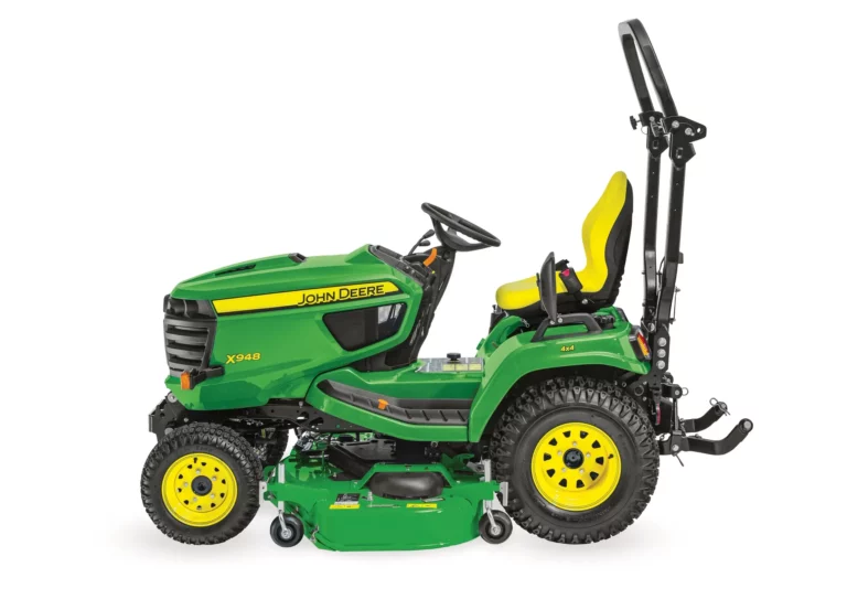 John Deere X948 Diesel-Gartentraktor 4WD 24,5PS AutoConnect | Dancover