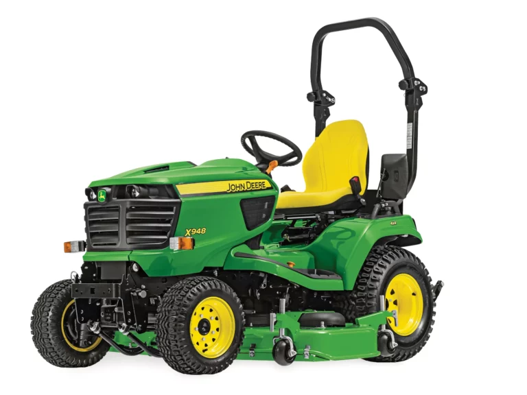John Deere X948 Diesel-Gartentraktor 4WD 24,5PS AutoConnect | Dancover