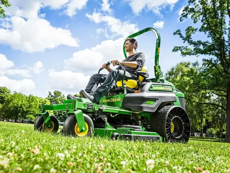 John Deere Z997R Zero-Turn Dieselmäher